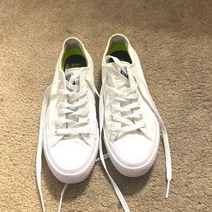 White converse